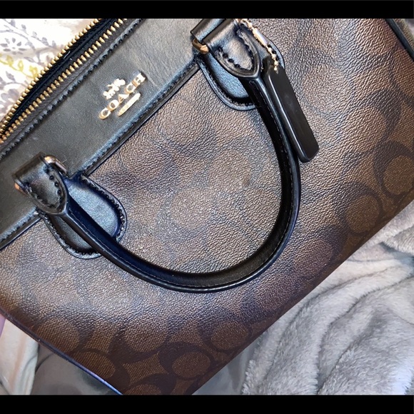 COACH PURSE - Picture 2 of 3